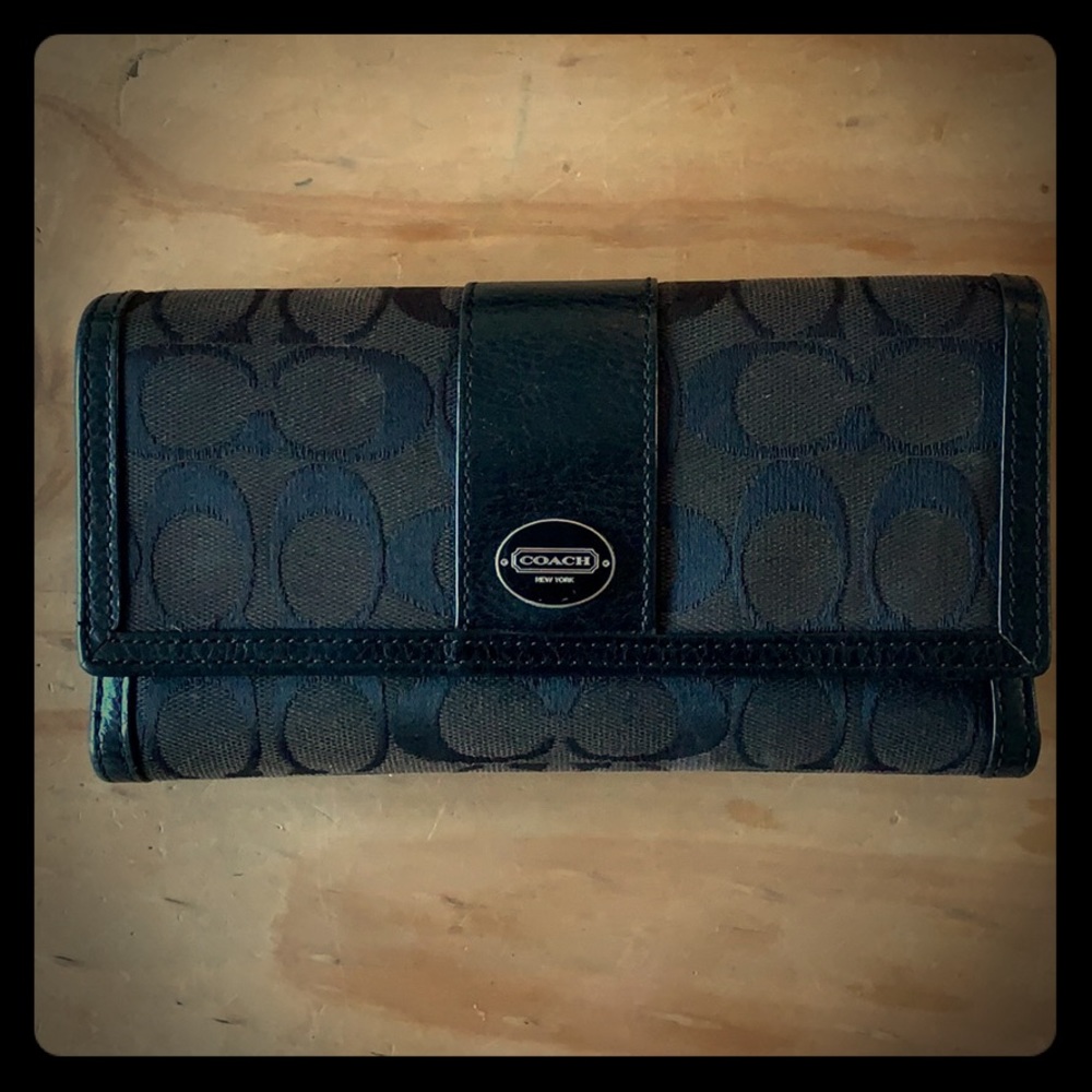Coach wallet